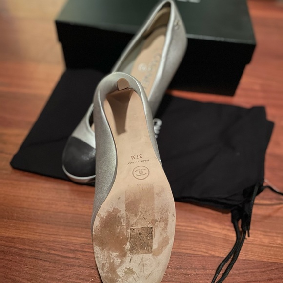 Chanel shoes - Picture 5 of 9